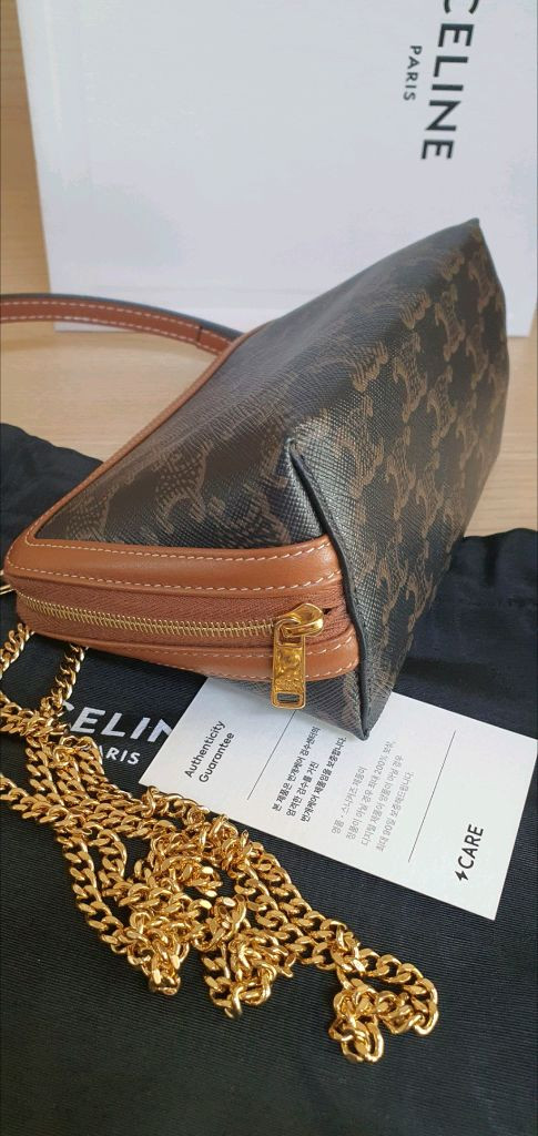 셀린느 트리옹프 크로스백/클러치백 새상품급 정품(감정서O)구찌프라다루이비통디올고야드샤넬보테가생로랑발렌시아가버버리가방 이미지