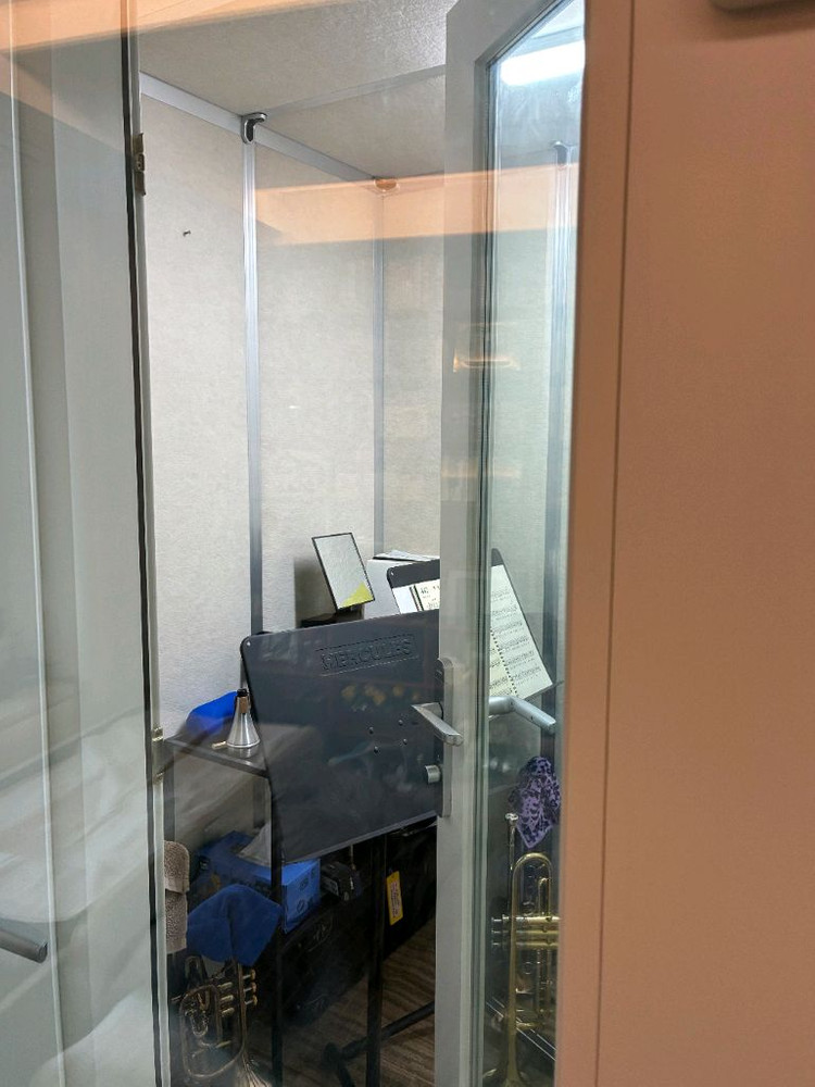 탐소리큐브 방음부스 입니다 이미지