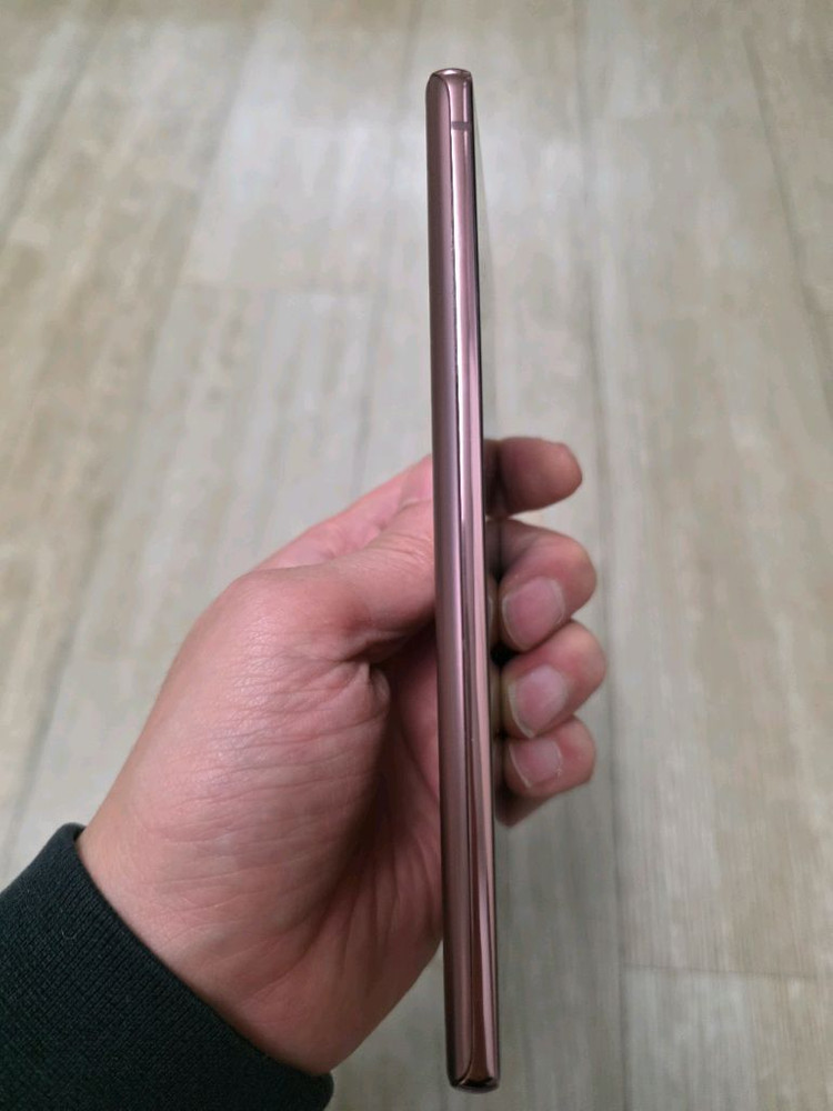 갤럭시 노트20 이미지