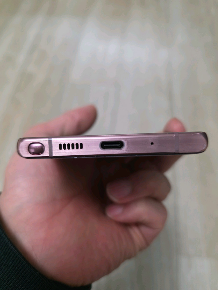 갤럭시 노트20 이미지