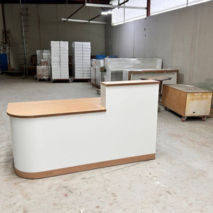 안내데스크 카운터 이미지