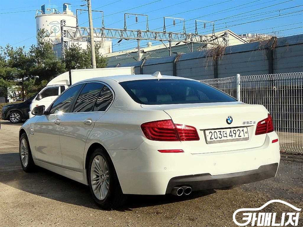 [BMW]5시리즈 (F10) 520d #3월급매--2