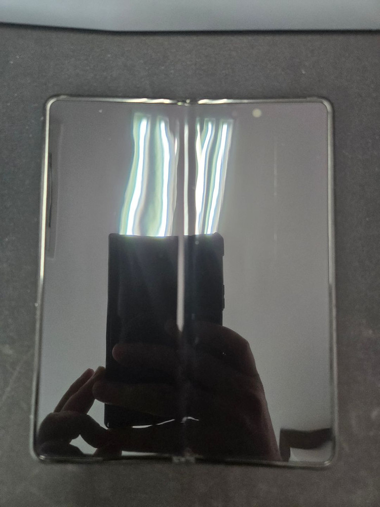 갤럭시Z폴더3 512GB 이미지