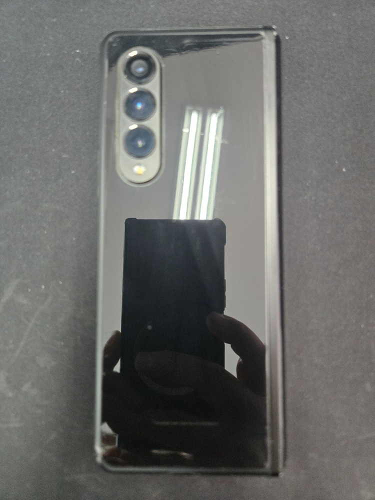 갤럭시Z폴더3 512GB 이미지