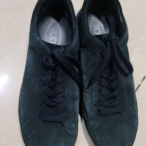 토즈 남자 스웨이드 스니커즈 / 버버리 남방100