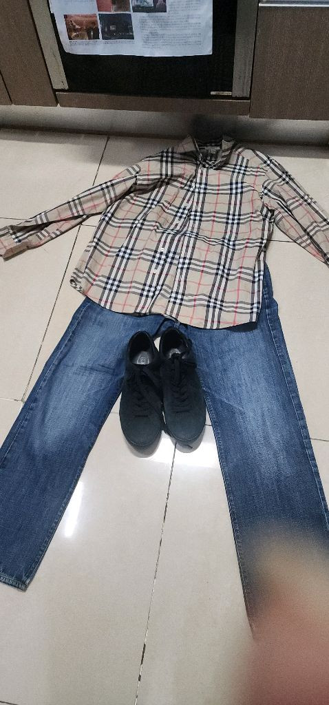 토즈 남자 스웨이드 스니커즈 / 버버리 남방100--6