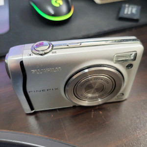 후지필름 파인픽스 F40FD 디지털카메라