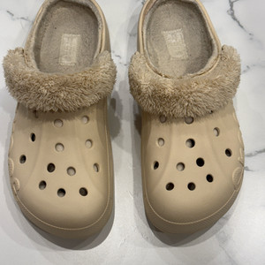 [사이즈 M12] 크록스 털신 2켤레 일괄 판매 합니다.