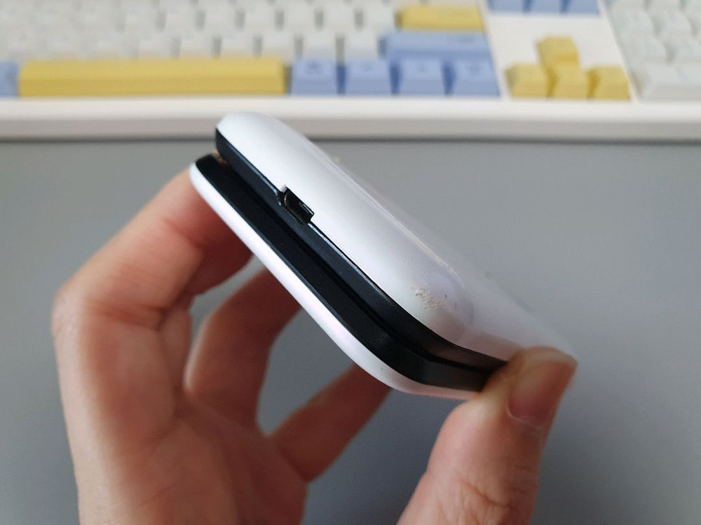 LG폴더2 / 8GB / 화이트--8