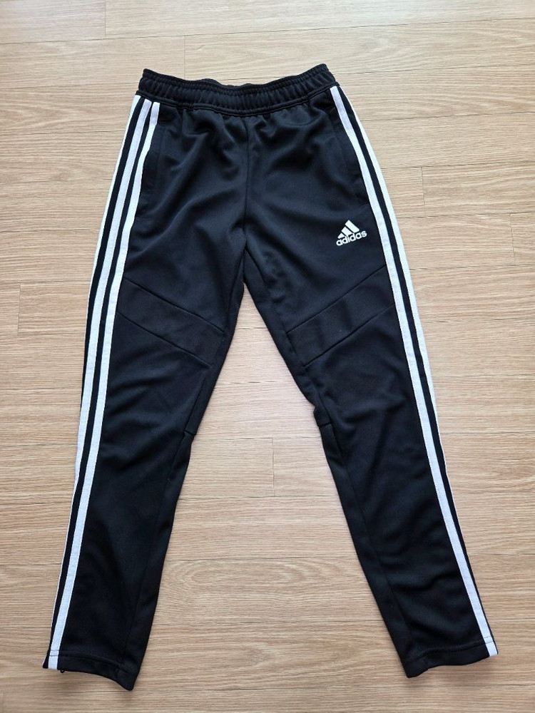 나이키 키즈 티셔츠 & 아디다스 바지--2