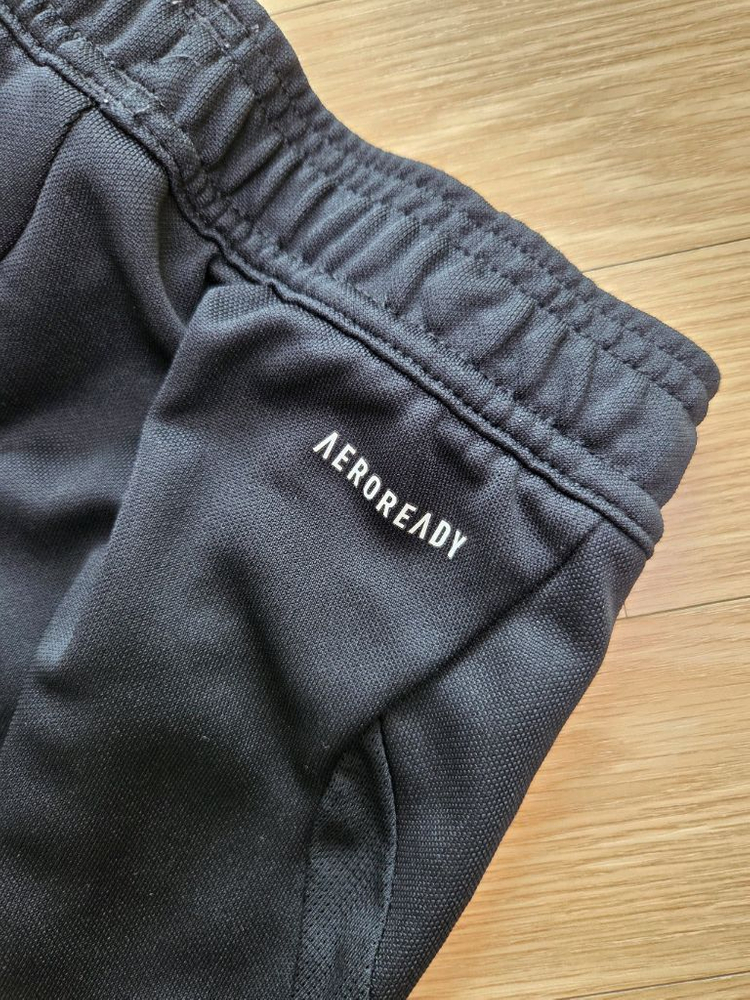 나이키 키즈 티셔츠 & 아디다스 바지--4