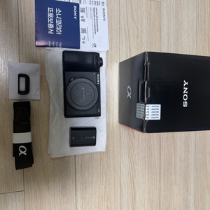 보증많이 남은 소니 a6700 판매합니다