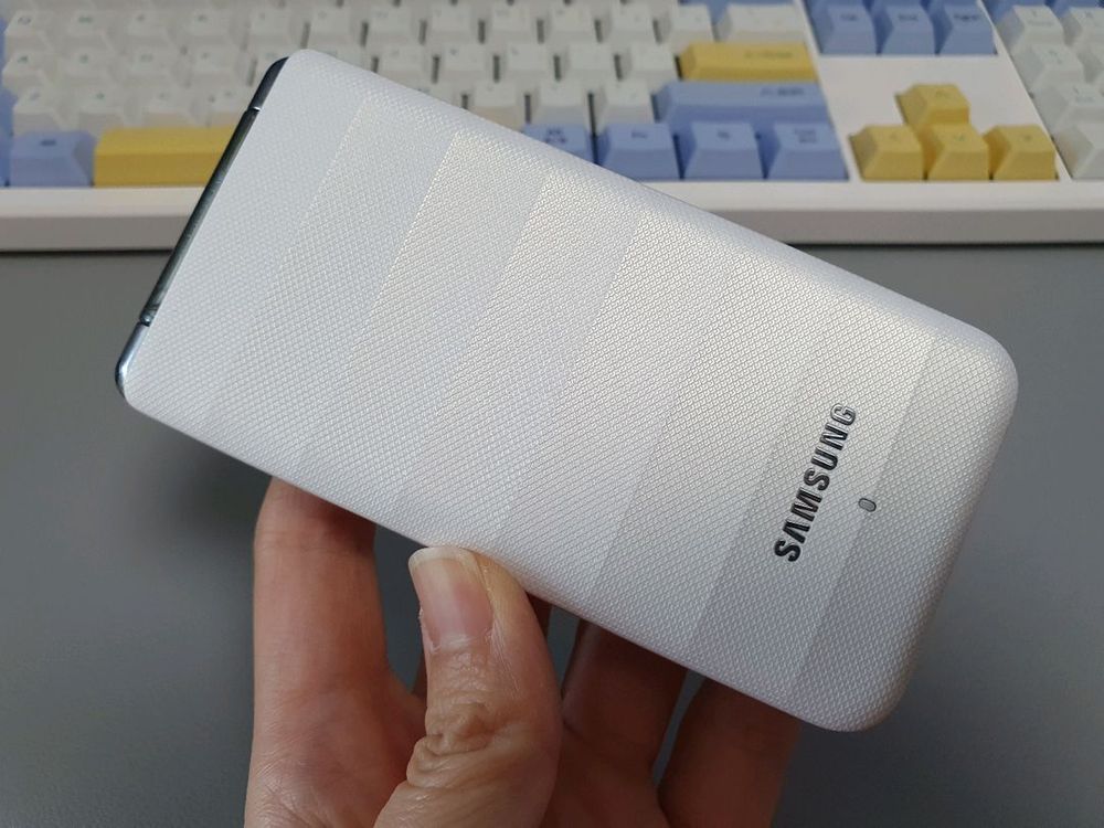 갤럭시 폴더 / 8GB / 화이트--3