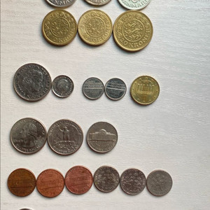 외국 동전/지폐들 이미지