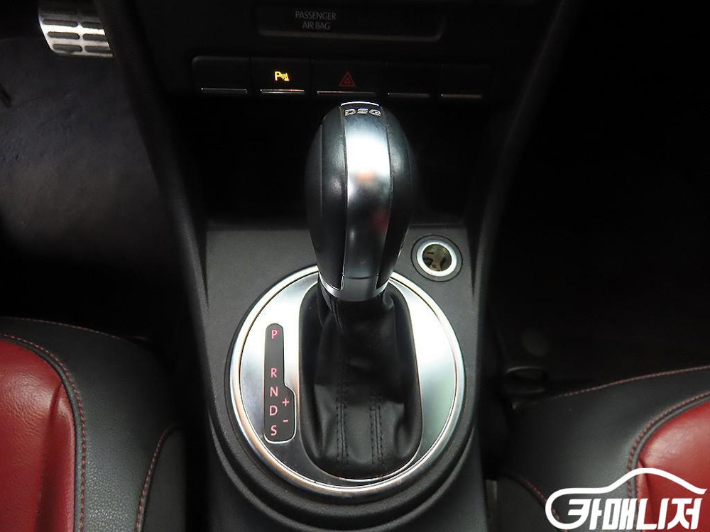 [폭스바겐]더비틀 2.0 TDI 프리미엄 #3월급매--9