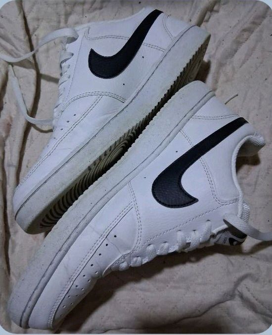 나이키 코트 비전 범고래 255(260) 택비포함--4