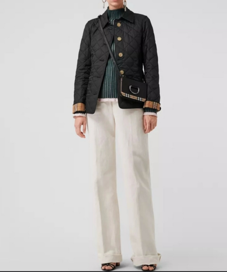 버버리 프랭크비 블랙 퀄팅자켓--3