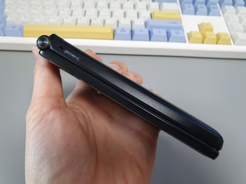 갤럭시 폴더2 / 16GB / 블랙--8