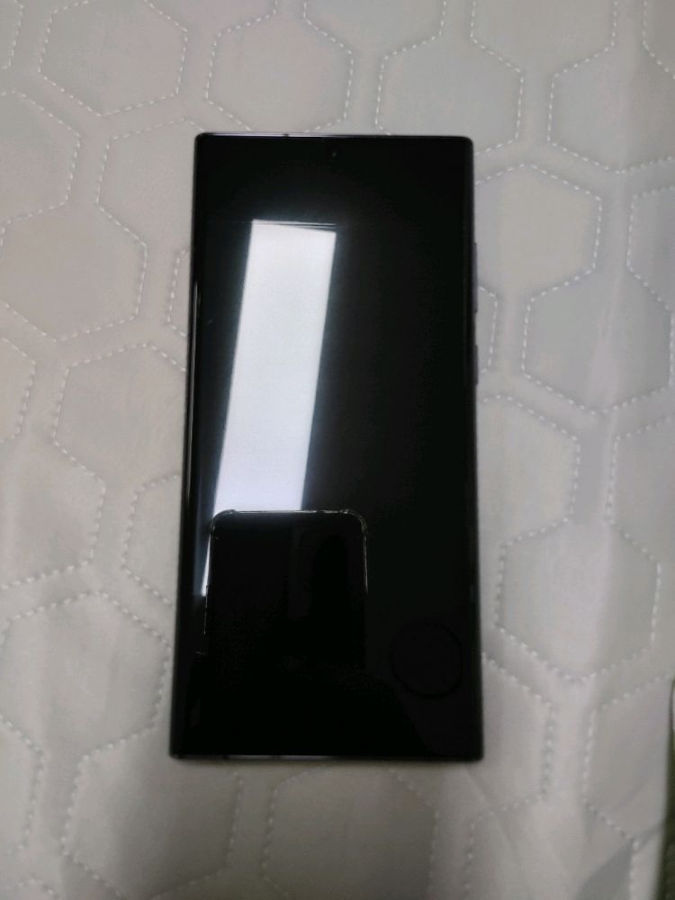 자급제 ㅡ 갤럭시 S22 울트라 512GB + 케이스2개,액정필름--10