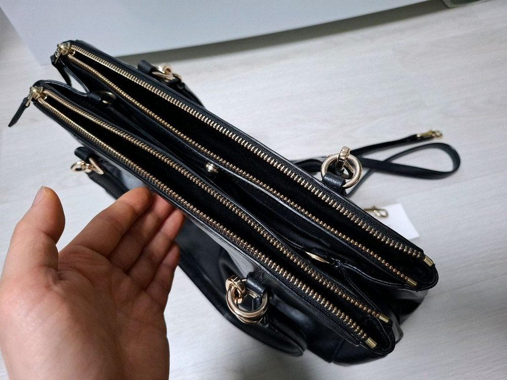 코치 토트백 크로스백 이미지