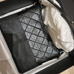 샤넬 가브리엘 호보 뉴미듐 새상품 이미지