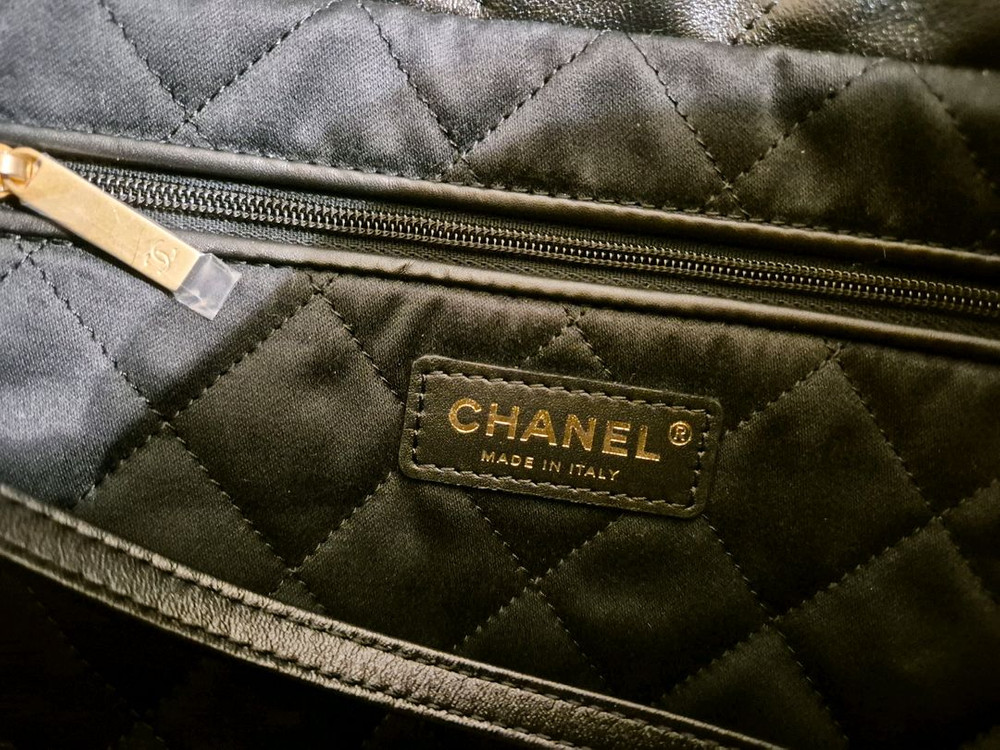 샤넬 가브리엘 호보 뉴미듐 새상품 이미지