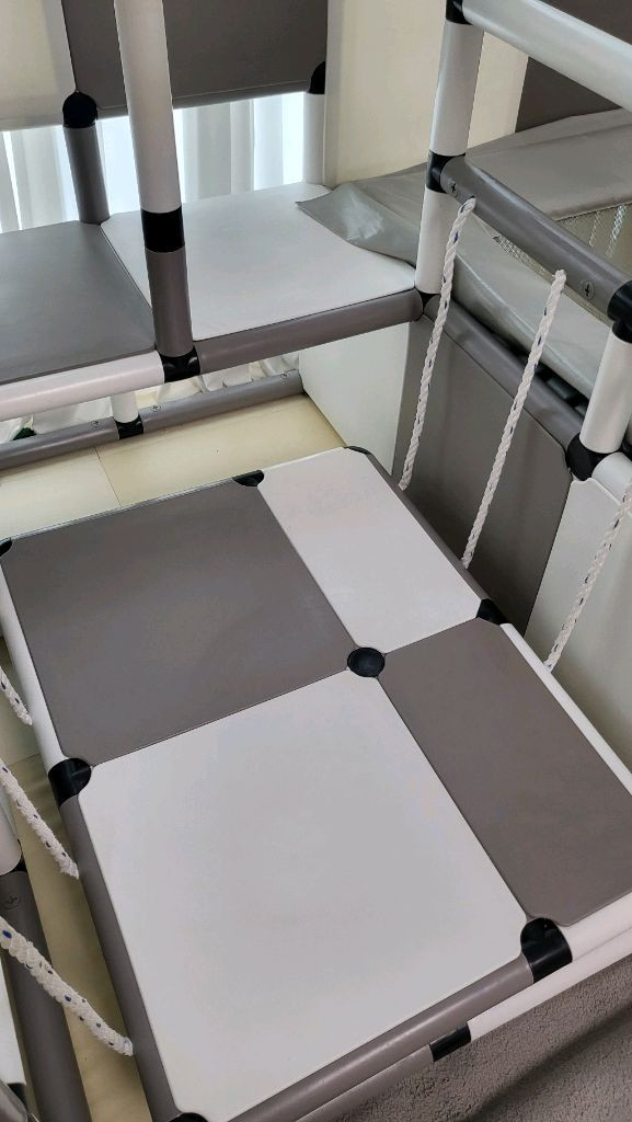 플레이가드 정글짐 이미지