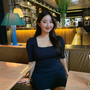 [미착용/free]pssw(박선우) 레이첼 반팔 미니원피스(블랙) 이미지