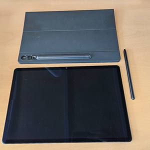 갤럭시탭 s9+ wifi 256gb + 슬림키보드북커버 판매