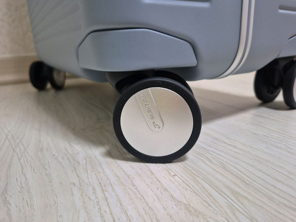 로우로우캐리어 26인치(새상품)--4