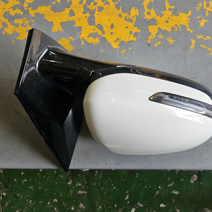 스포티지QL 중고사이드미러 조수석 87620-D9011 UD 이미지