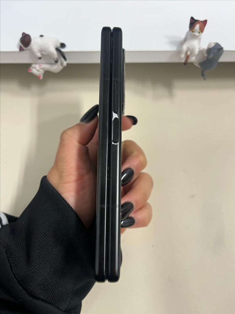 갤럭시Z폴드3 256G 블랙 S급! 이미지