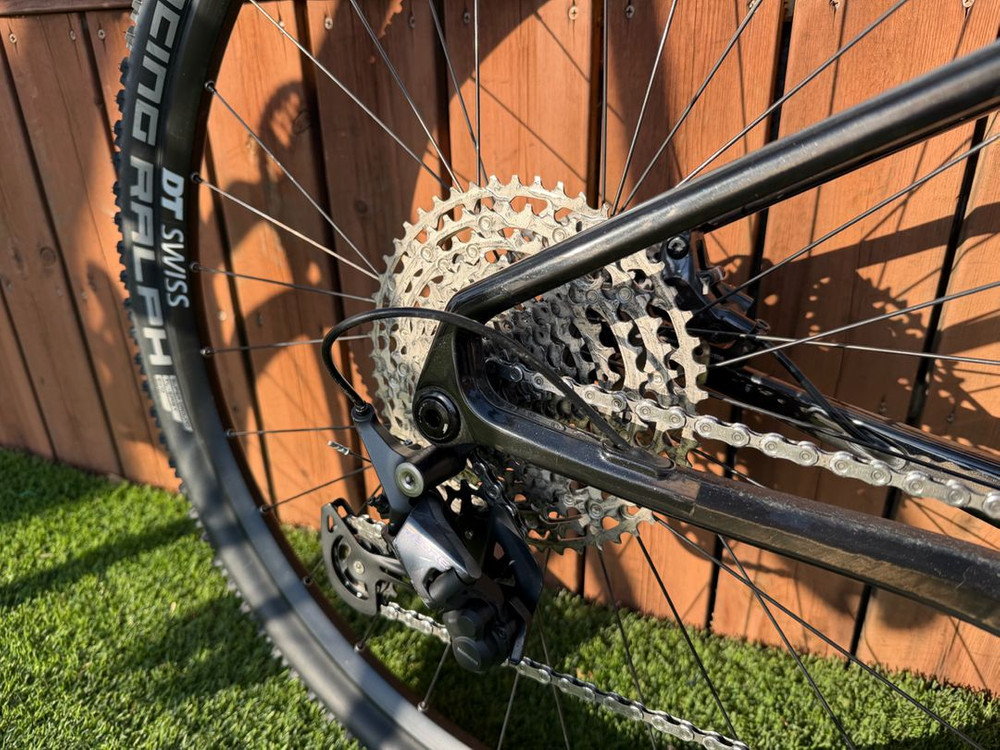 위아위스 엘나스 C1--8