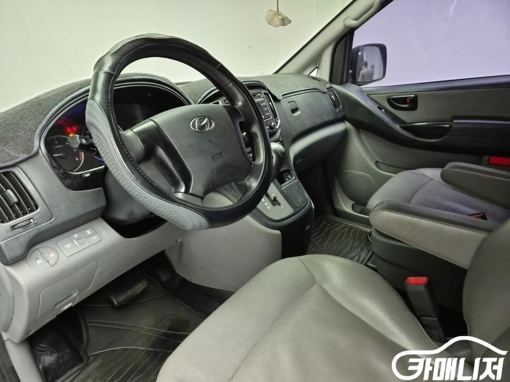 [현대]더 뉴 그랜드 스타렉스 2WD 밴 5인승 스마트 (5인승) #3월급매 이미지