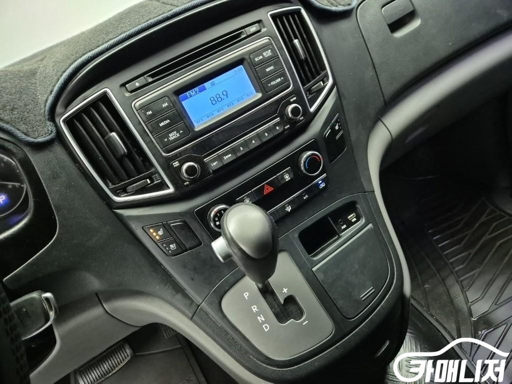 [현대]더 뉴 그랜드 스타렉스 2WD 밴 5인승 스마트 (5인승) #3월급매 이미지