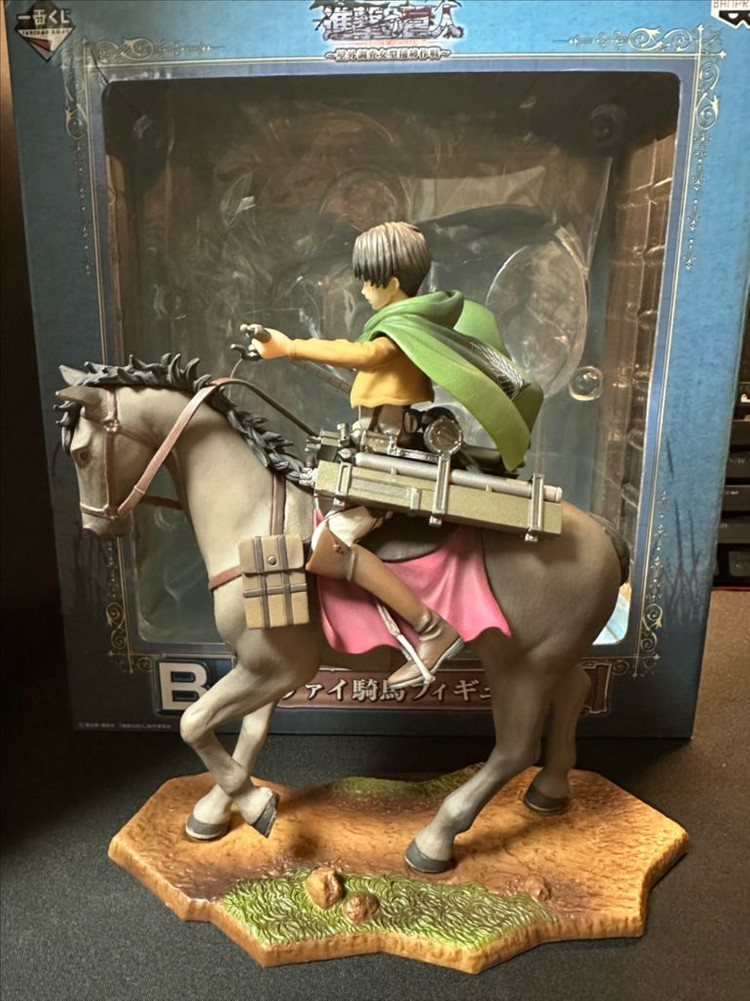 진격의거인 이치방쿠지 B상 리바이 기마 피규어 이미지