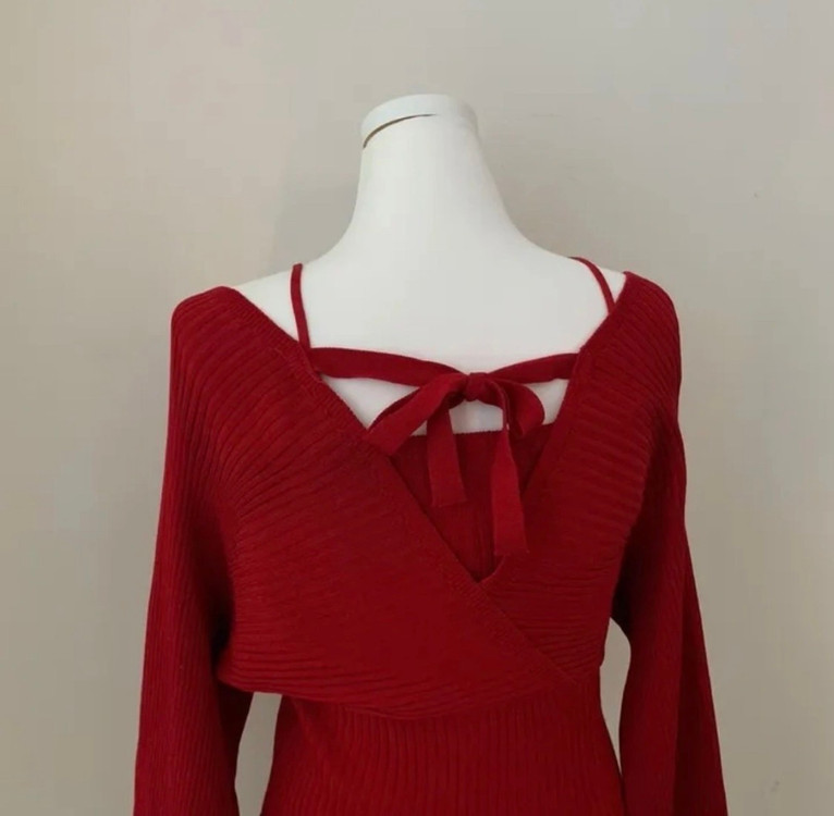 에이블리 오프숄더 랩니트 레드 이미지