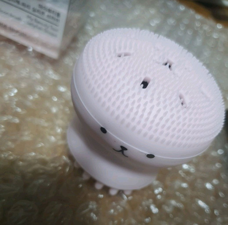 에뛰드)컬픽스브라운,님프광채,오버립,쉐딩스틱,블러셔,각질정리해파리 실리콘브러쉬--3