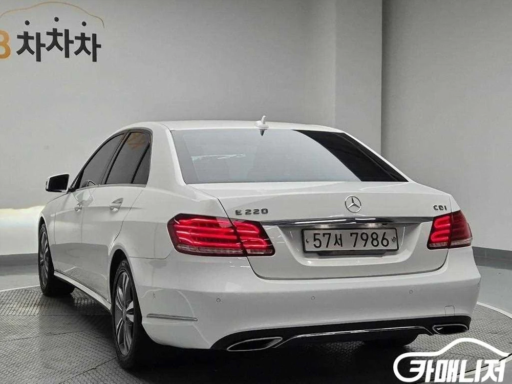 [벤츠]E-클래스 W212 E220 CDI 아방가르드 (5인승) #3월급매 이미지