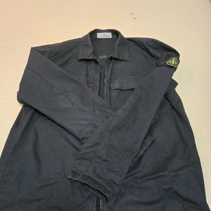 스톤아일랜드 블랙오버셔츠