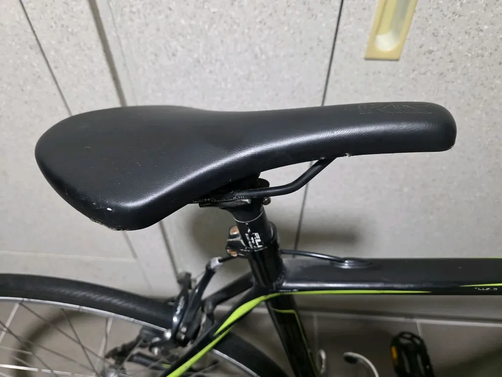 엘파마 에포카 E3500 로드 자전거 이미지