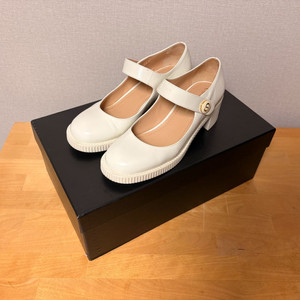 디올 메리제인 슈즈