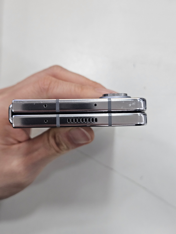 갤럭시Z폴드5 512GB 블루--3