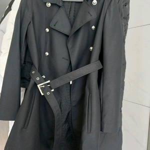 베르사체 블랙 트렌치 코트