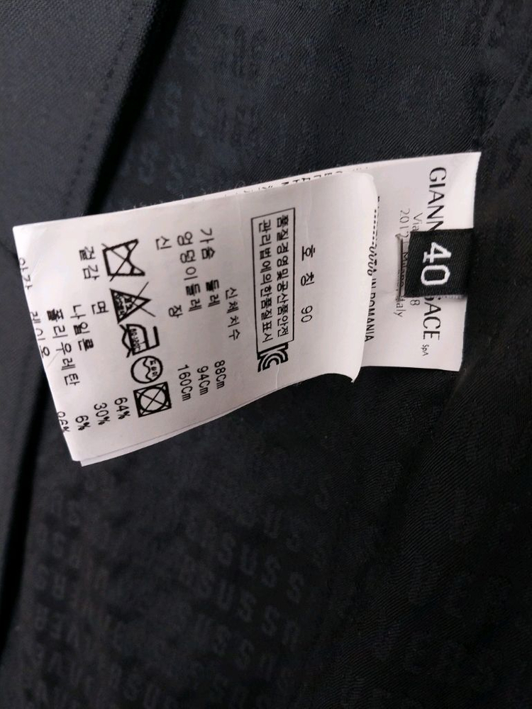 베르사체 블랙 트렌치 코트--3