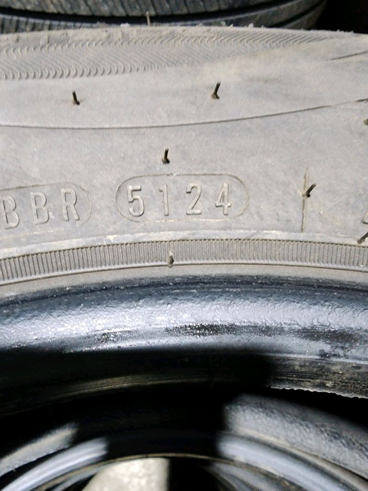 205 60 16 중고타이어 이미지