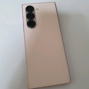 갤럭시폴드6 무잔상 아주깨끗 보증기간2027년까지 이미지