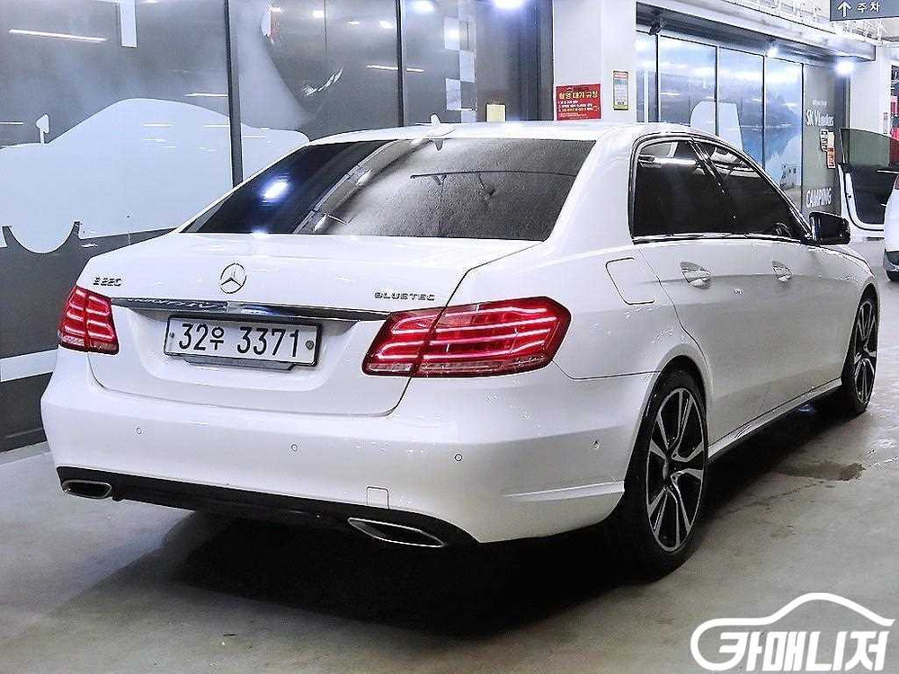 [벤츠]E-클래스 W212 E220 블루텍 아방가르드 스포츠 #3월급매--3