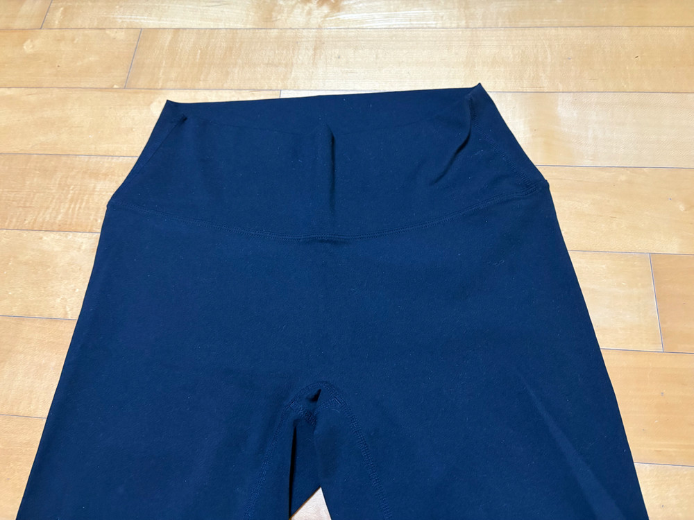 (새상품) 뮬라웨어 레깅스 블랙 10사이즈--1