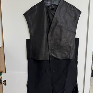 랑방 레더 베스트